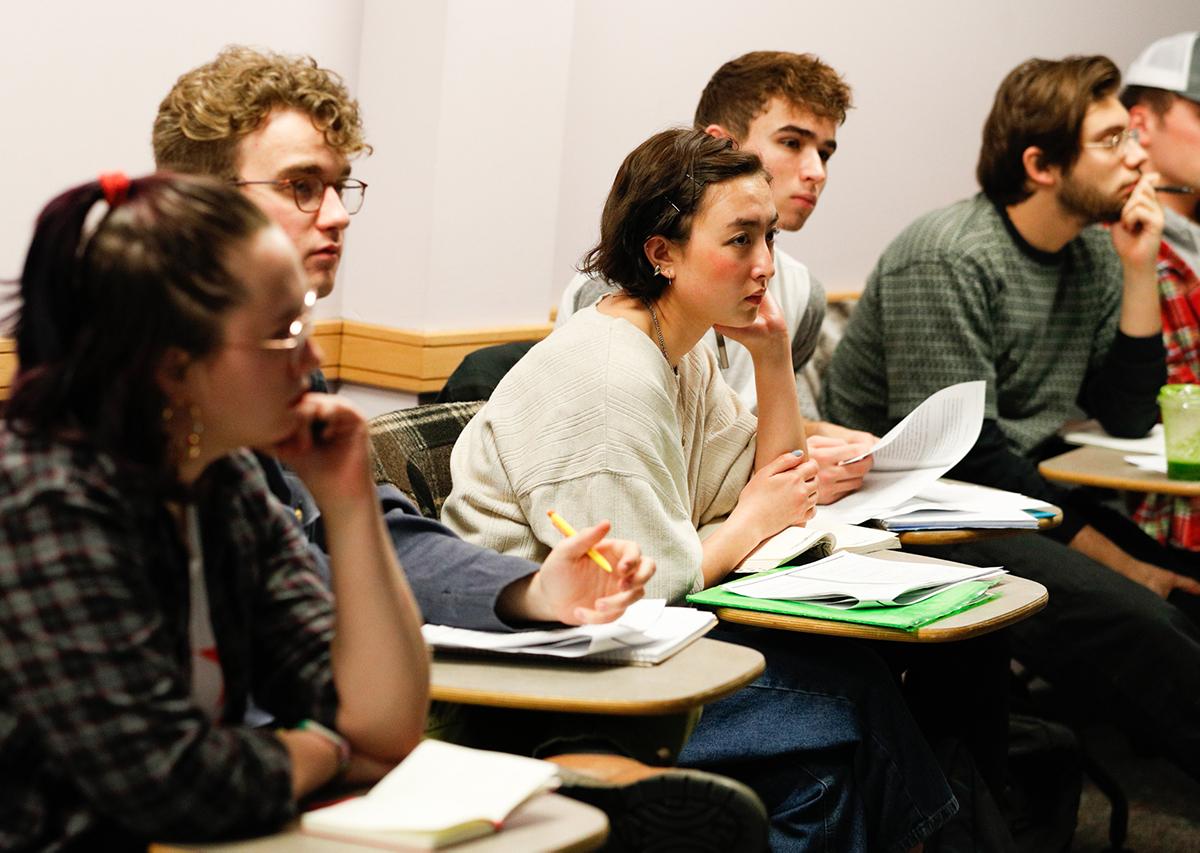 Students in art class, Feb 2020